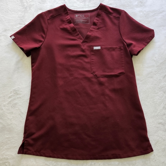 Figs | Zamora jogger scrub pant & Catarina one pocket scrub top - burgundy XS - Picture 3 of 5
